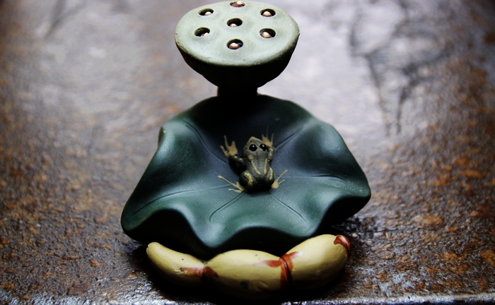 Authentic Yi gốc mỏ tím cát trà cửa hàng thú cưng có thể nuôi lá sen ếch sen Kung Fu bộ trà trang sức sáng tạo đồ trang trí - Trà sứ bộ ấm trà cao cấp