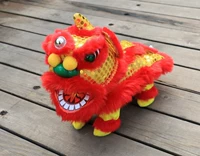 Красная ходьба лев (не оснащен батареей)