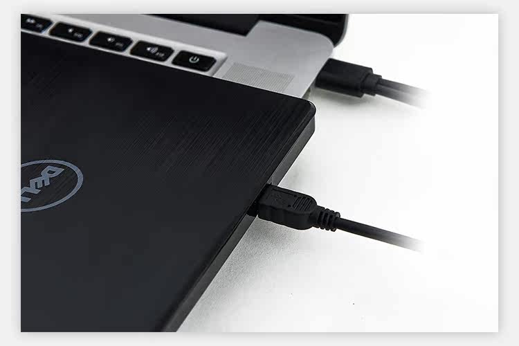X-External Optical Drive-Details 4-Dell-GP61NB60-750_14.jpg