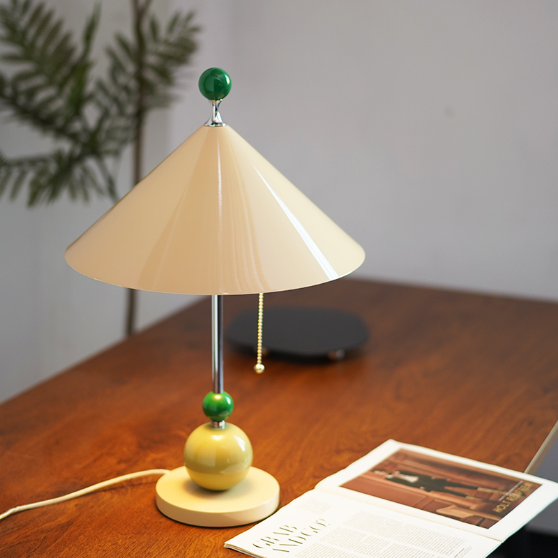 Creative and Stylish Children's Room Table Lamp, Italian Personality Memphis Umbrella Dopamine Colorful Bedroom Bedside Table Lamp