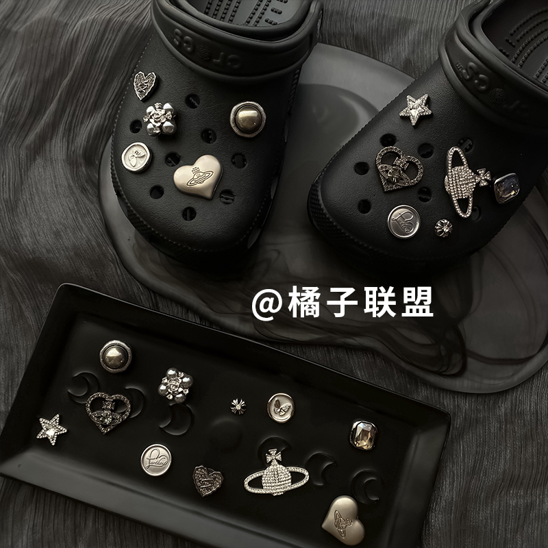 Crocs Accessories, Western-Style Shoe Charms, High-End Accessories Compatible with Black Metal Buckles for Women