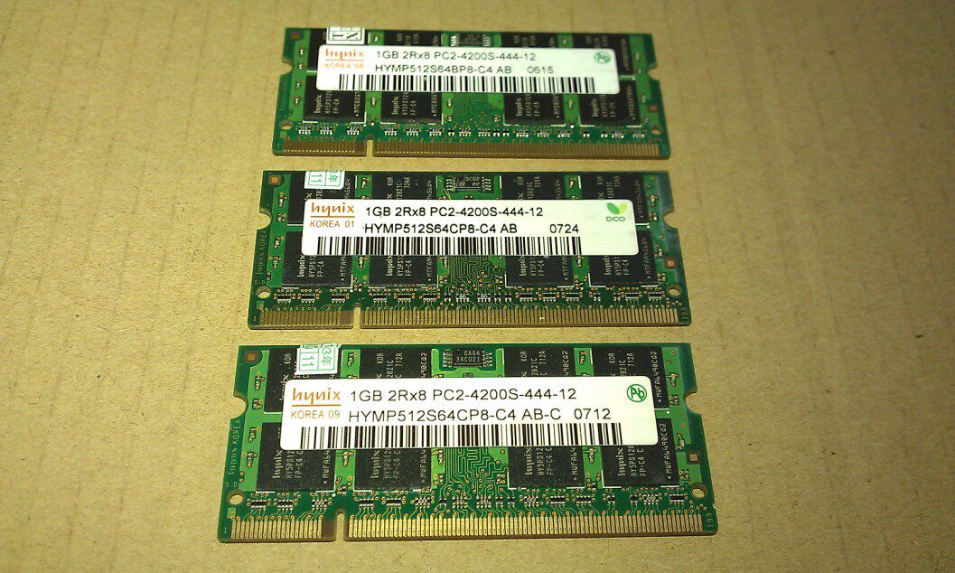 hynix 2Rx8 PC2-4200S-444-12 1GB DDR2 533MHz Hynix laptop memory
