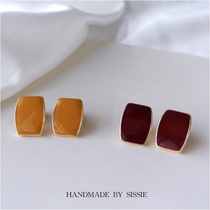 Painless earless female ~ temperament advanced French mosquito coil ear clip red retro harbor wind ear clip earrings earrings