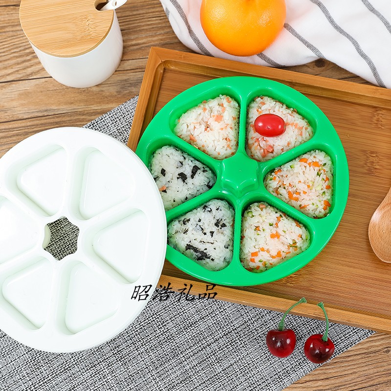 Triangle Rice is a box of Japanese sushi abrasive six in one cooking purple dish packaging tool box