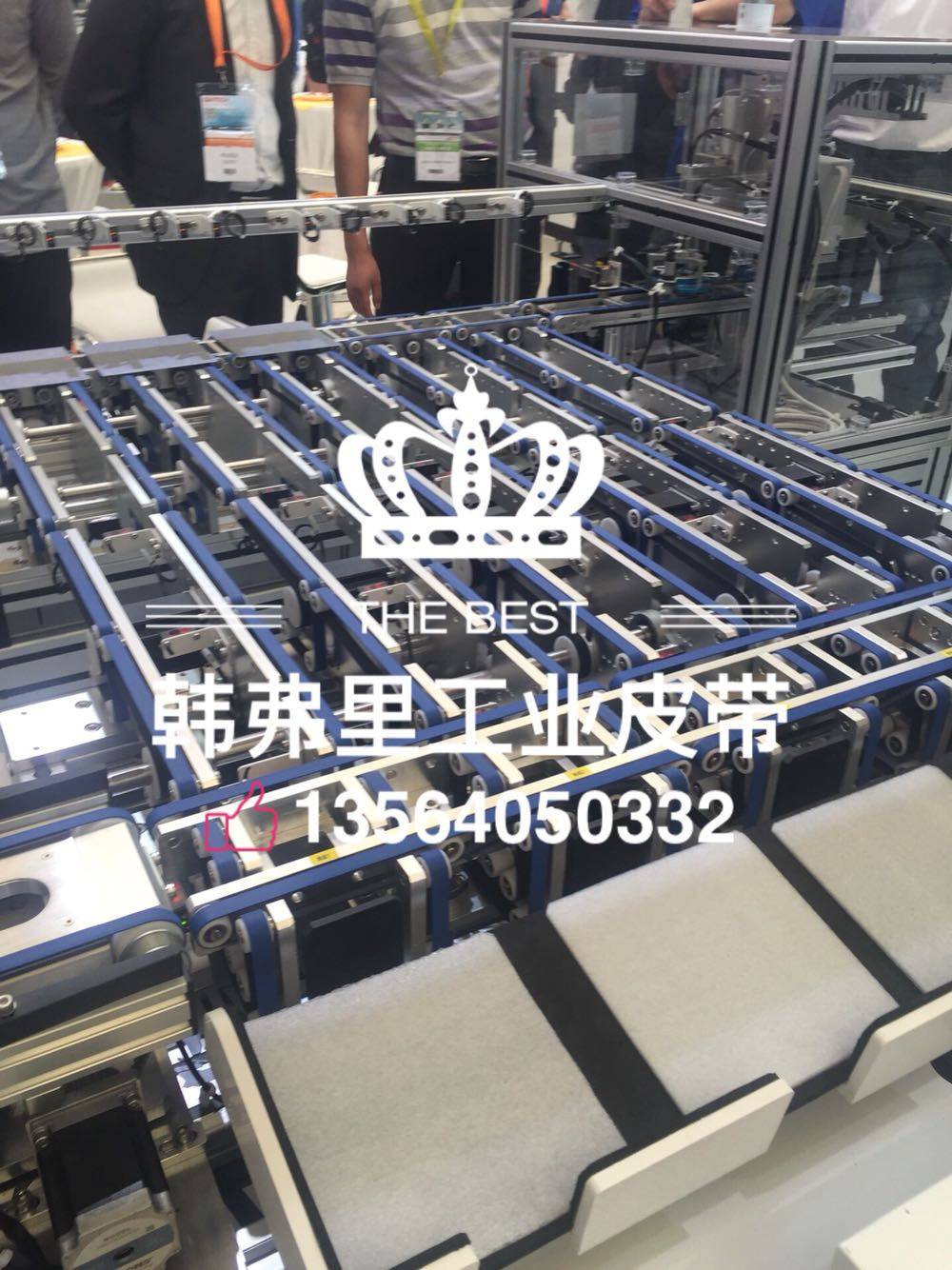 Solar silicon wafer panel elastic conveyor belt mobile phone negatives cleaning device antistatic elastic dust-free