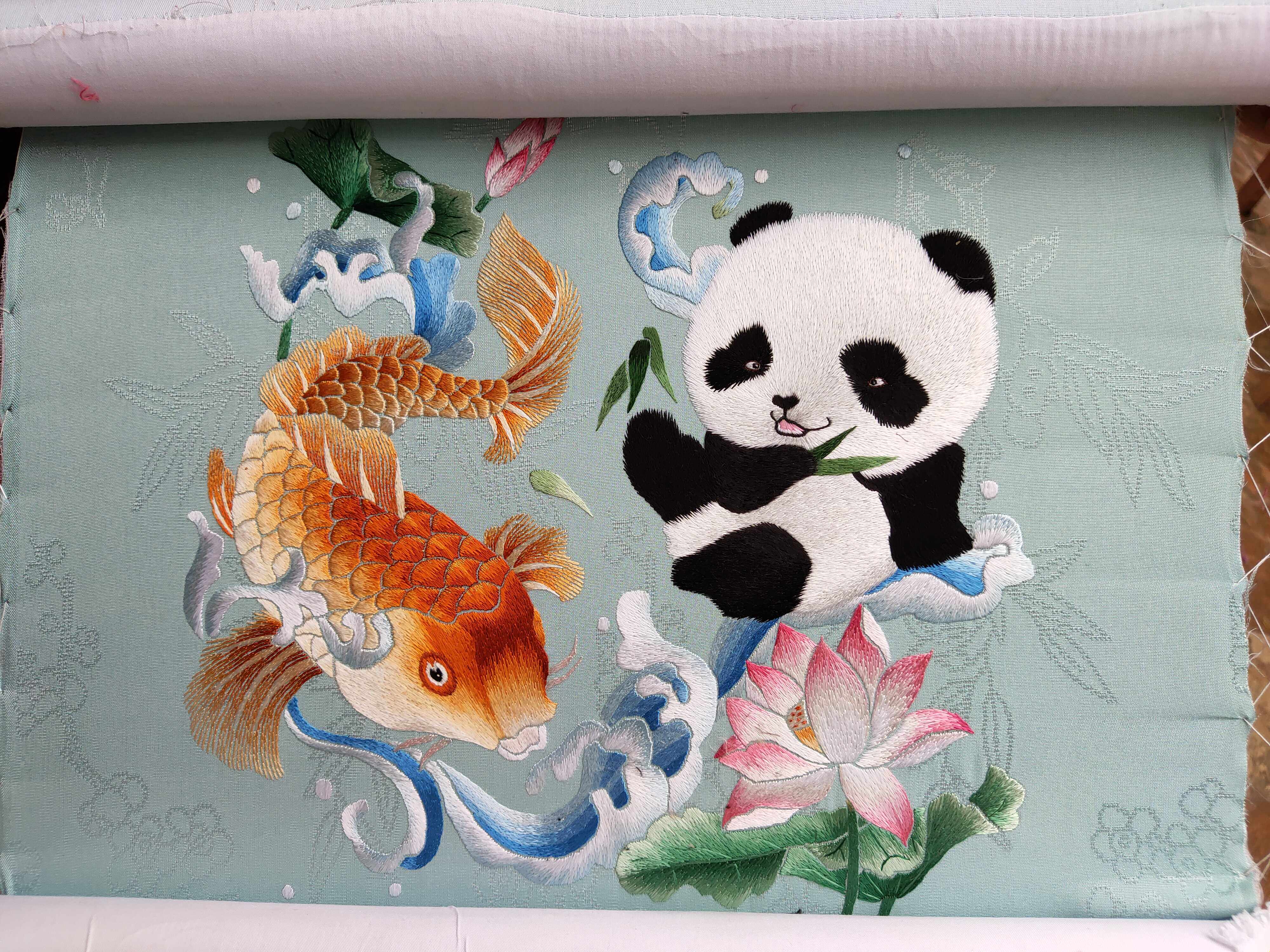 Ming-made Handmade Handmade Embroidered Panda carp Shu Embroidery Jedi is appreciated