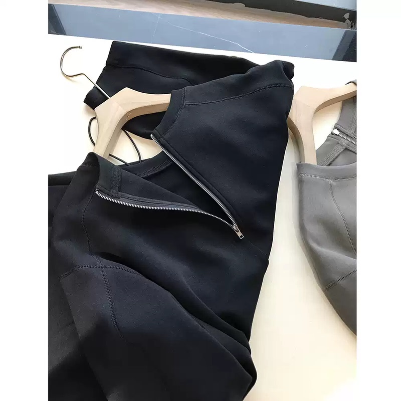 Anchudss Legendary Style! a Powerful Little Black Dress, Long Dress with a Semi-High Round Neckline Anchudss Legendary Style! a Powerful Little Black Dress, Long Dress with a Semi-High Round Neckline