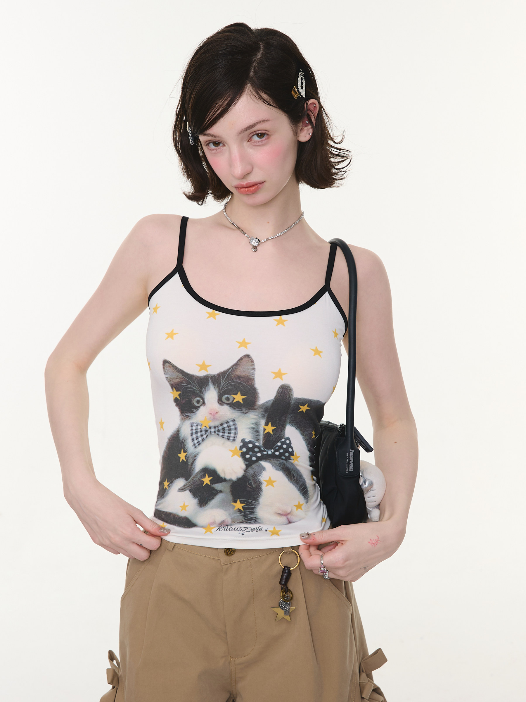 12%OFF】ziziFei「蝶ネクタイの紳士猫」夏の細見え スター水玉 猫 