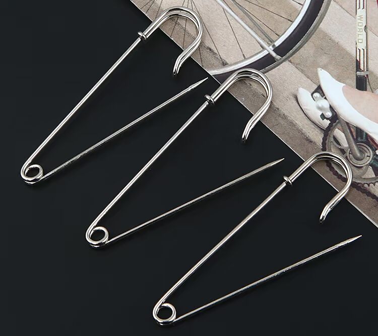 Áo choàng pin quá khổ không khóa an toàn trâm cài đơn giản retro đơn giản sử dụng kép pin lớn pin pin kim - Trâm cài ghim cài áo sơ mi nam