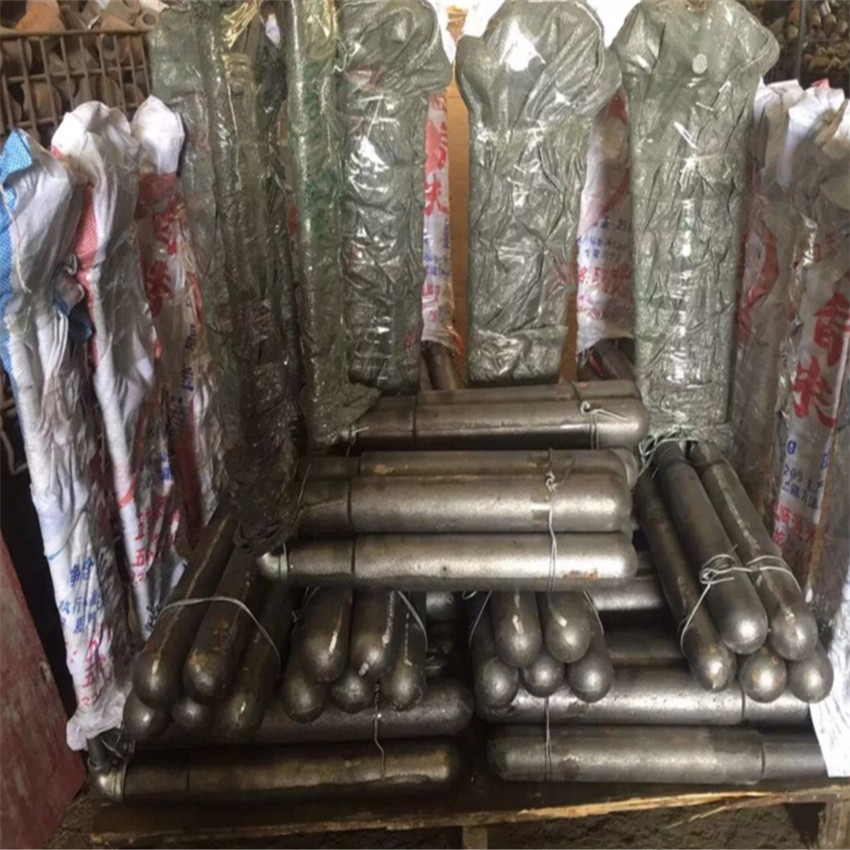 Die-casting machine temperature measuring rod Graphite crucible K-type thermocouple Die-casting temperature probe Aluminum water temperature measuring rod Die-casting machine accessories