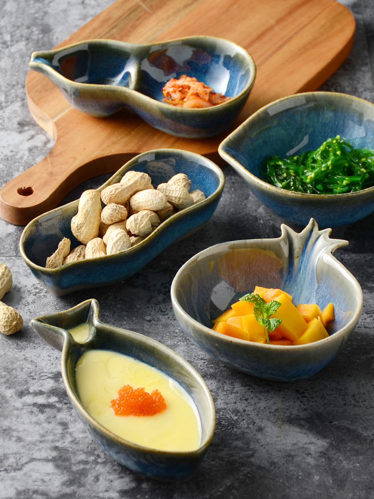 Multi-beauty kilns Changing Retro creative Alien Snack Dish Saucer Dishes Day Style Cuisine Small Dish ceramic Saucer Sauces