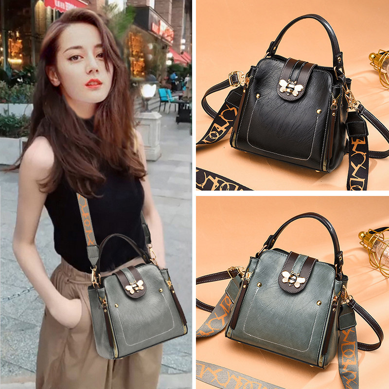 Shanghai Spot Warehouse Qingpu District Ottles Discount Officers Net Fashion 100 lap single shoulder bucket bag Pet Tide