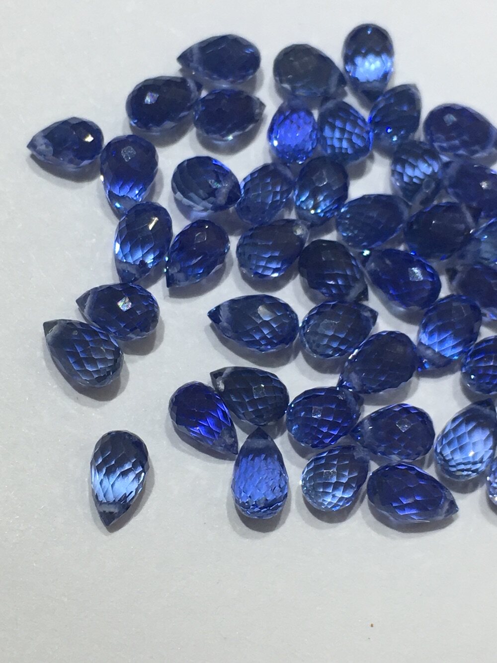 Natural sapphire pendant 4*53*5 water drop pineapple cut color treasure bracelet pendant gemstone ring inlay