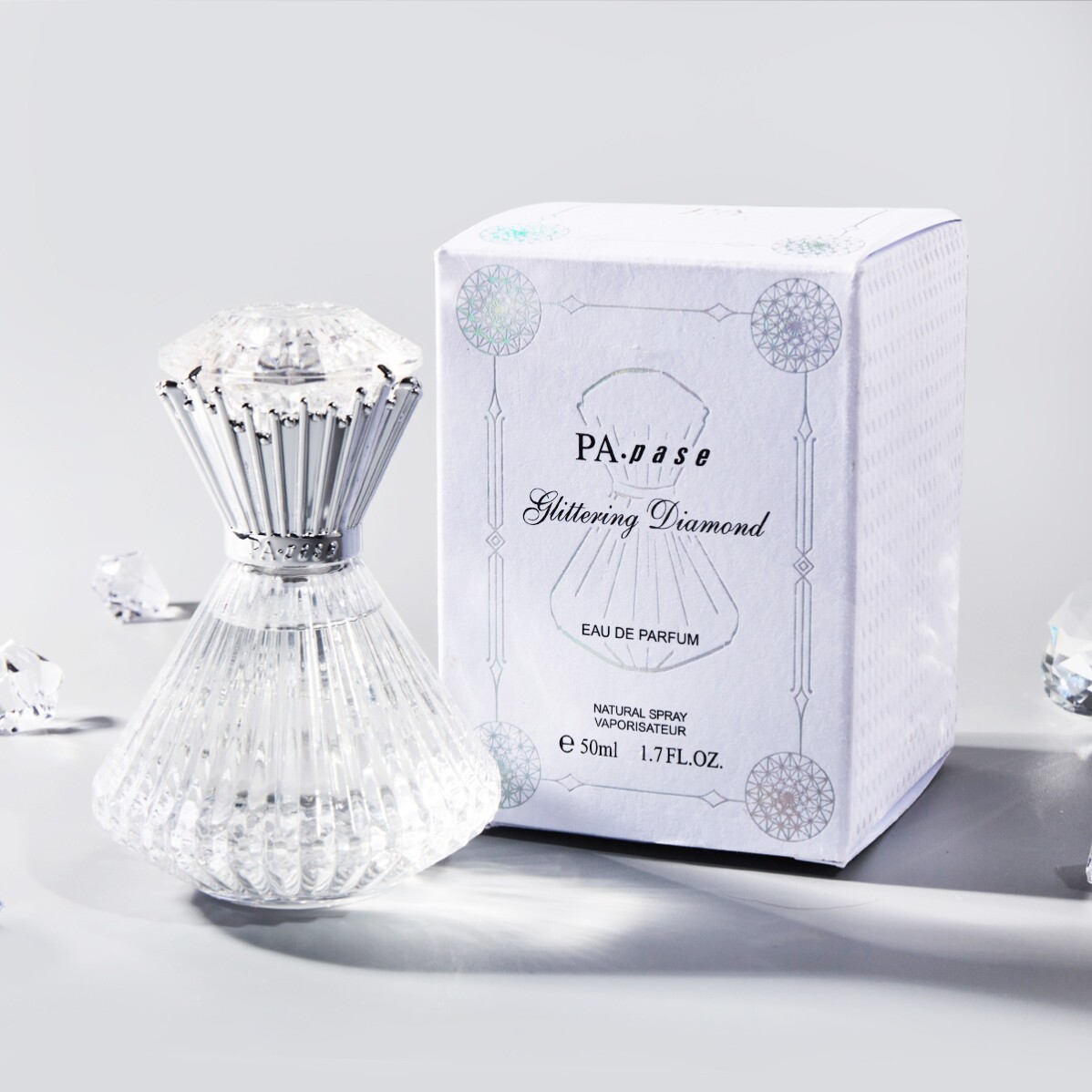 (LITTLE OLD WU RECOMMENDED) France sends snow sparkling diamond perfume 50ml shake-up official new