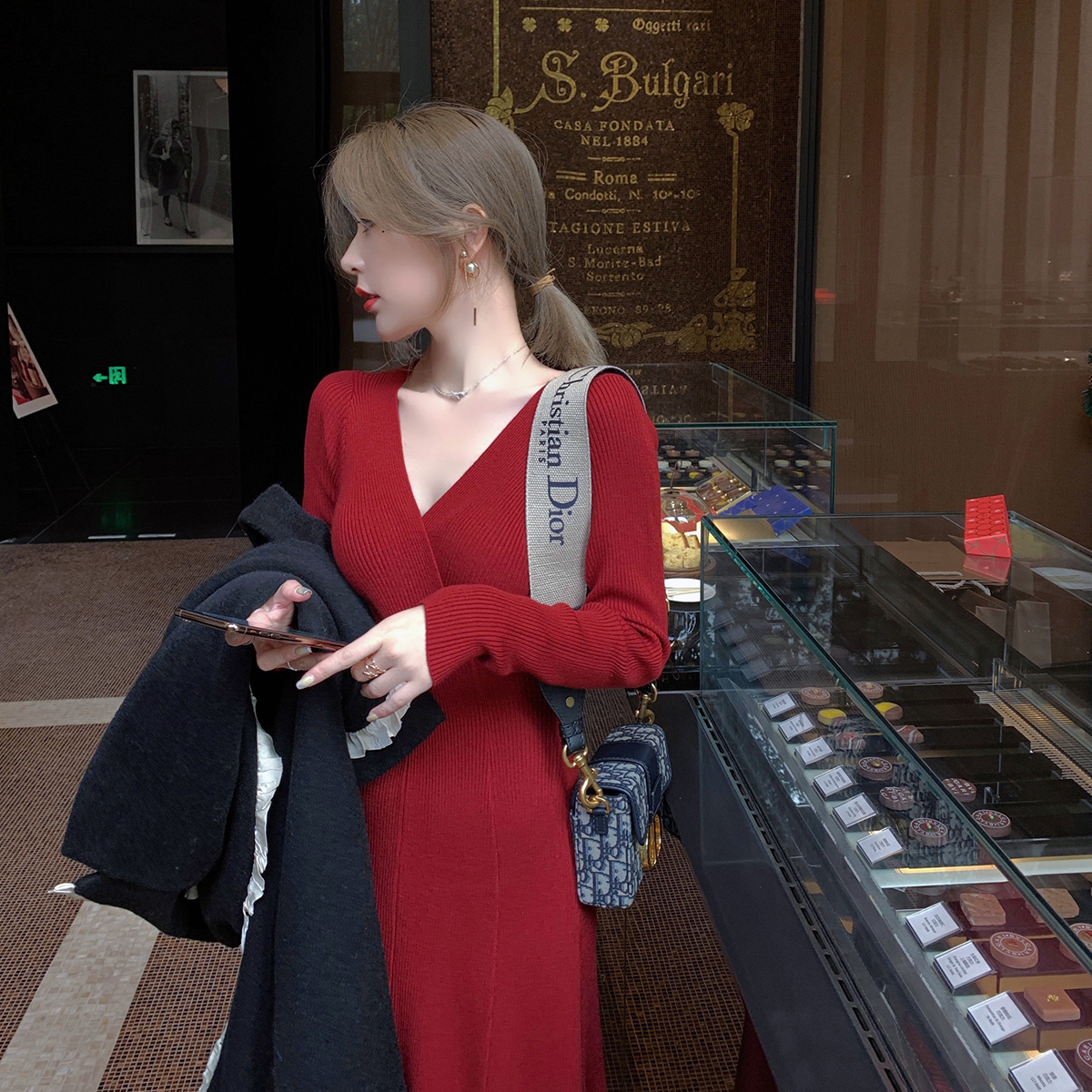 ByYou winter new sexy red V-neck rabbit velvet knitted dress female design sense waist wrinkled skirt