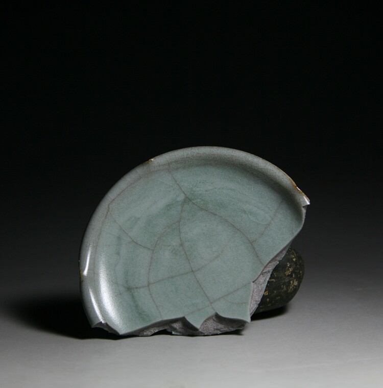 Official Kiln Porcelain Research Fragments Dish Tray Iron Wire Pattern Incense Ash Body