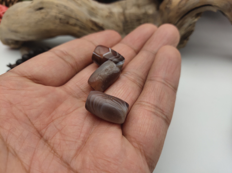 Tibetan old manu bead accessories of the old objects of the Tibetan old object in Tibetan area