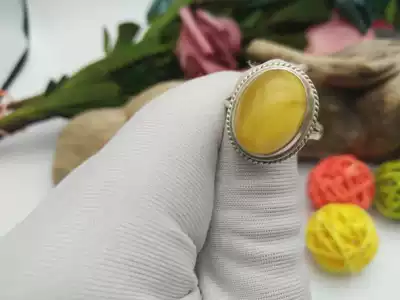 Tibetan Tibetan ring old beeswax old silver ring Gannan Tibetan area recycling old ring old objects