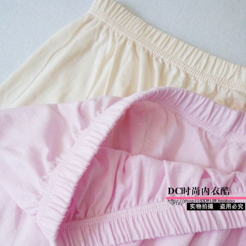 3 phụ nữ mới trung niên và già cotton đồ lót mẹ quần short cũ cộng với phân bón để tăng quần eo cao quan lot dui