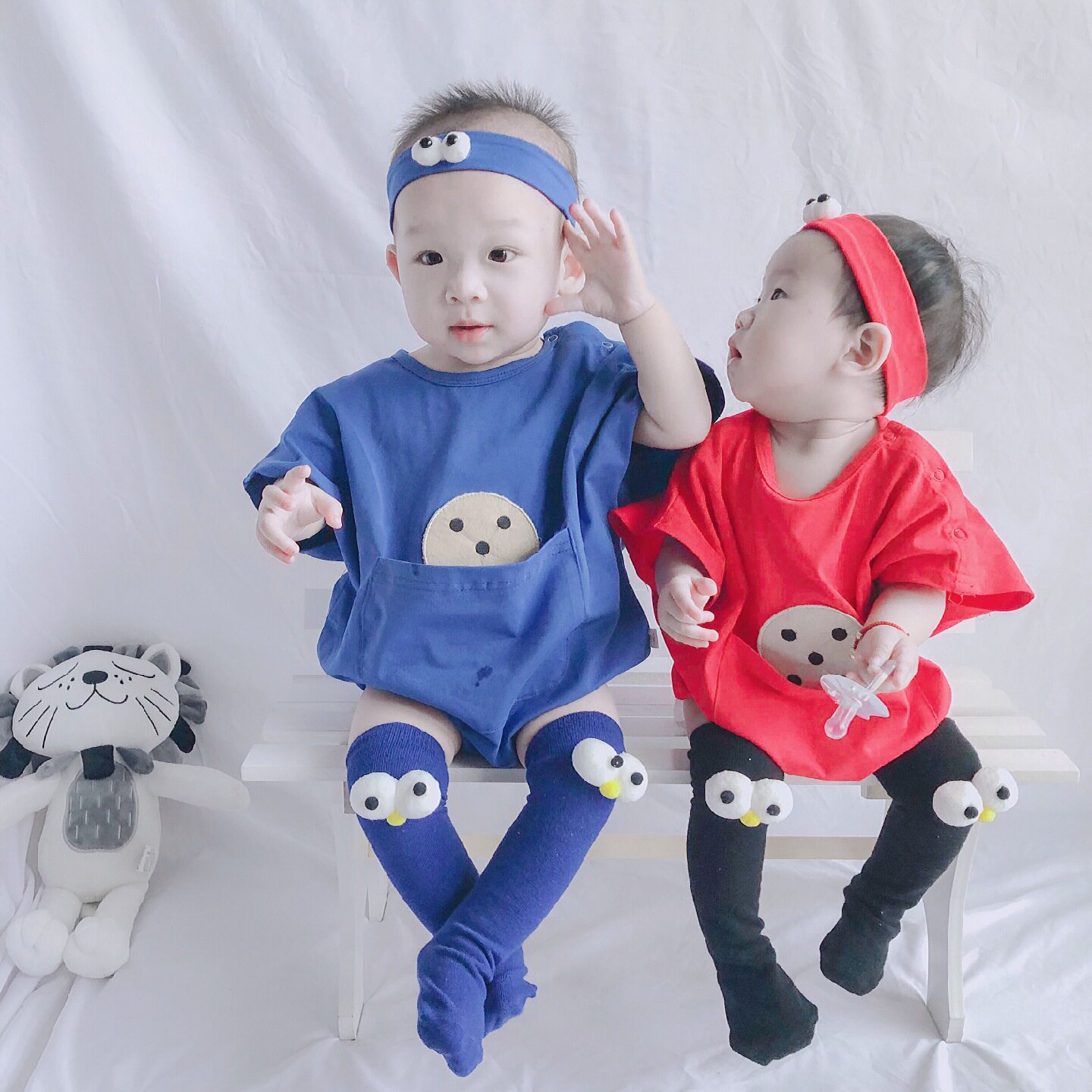 Korean summer net red full moon baby clothing one-year-old baby big eyes red short-sleeved twins romper romper