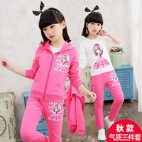 Роза красная