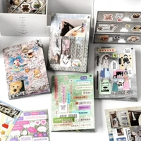 Одна из четырех моделей наклеек серии древних магазинов, по одной из