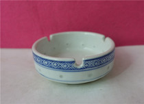 Blue and white exquisite ashtray diameter 8 8 along the height of 3 8 cm Hair color pure porcelain thick