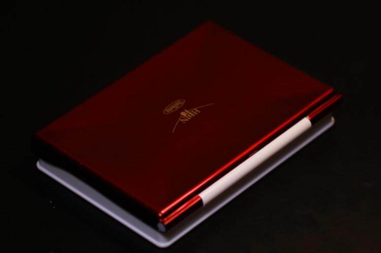 87 rabbits Japan Holbein HB red box empty box watercolor pigment empty box with magnetic plate with magnetic force