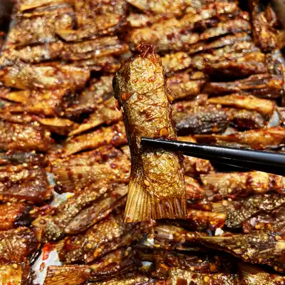 Bamboo fragrance fluttering spicy fish tail fish spicy sauce super spicy fish tail snack snacks 250g