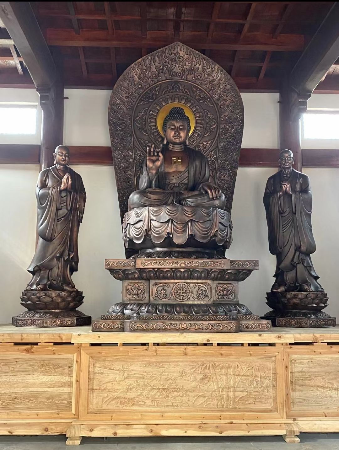 锻铜浮雕厂家