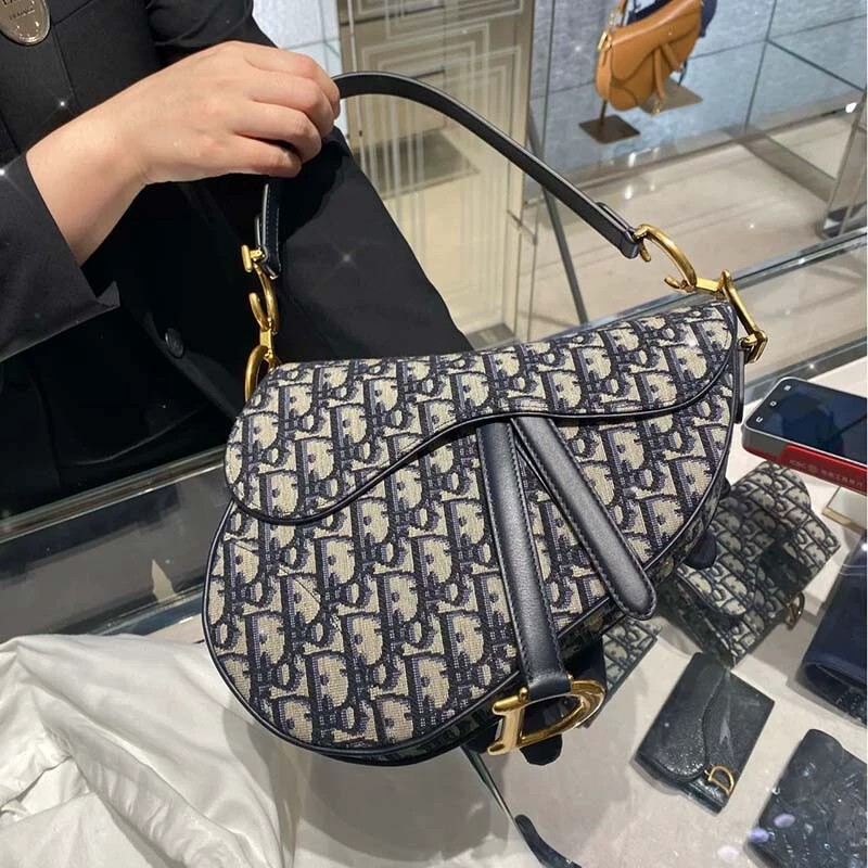 Niche Retro Saddle Bag for Women, Light Luxury Style, 2025 Spring New Embroidered Canvas Handbag, Embroidered Shoulder Crossbody Bag Niche Retro Saddle Bag for Women, Light Luxury Style, 2025 Spring New Embroidered Canvas Handbag, Embroidered Shoulder Crossbody Bag