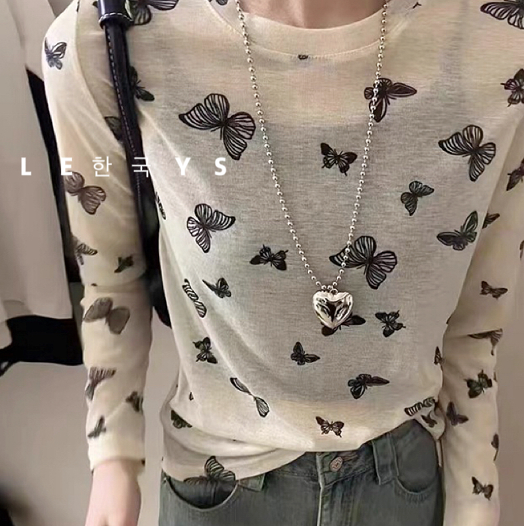 韓国のS925スターリングシルバーの大きなハートネックレス、重厚な立体的なピーチハートのロングラウンドビーズセーターチェーン、新しい甘くてクールなトレンドブランド