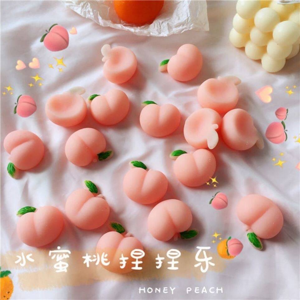 Creative Cartoon Solid small new ass Anti-collision sticker DIY accessories Peach Fart Knead and Knead Toy Decompression