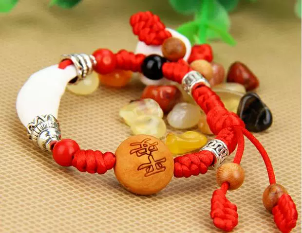 Em bé đào 12 12 Zodiac cinnabar đào vòng đeo tay vòng chân lợn xương chó răng obsidian - Vòng chân lắc chân chuông