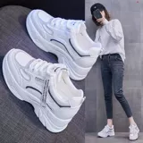 Спортивные танцующие белые высокие туфли