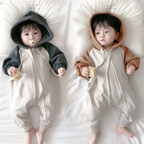 ins spring and autumn new Korean baby one-piece men and women baby long-sleeved hooded sweater climbing suit plus velvet