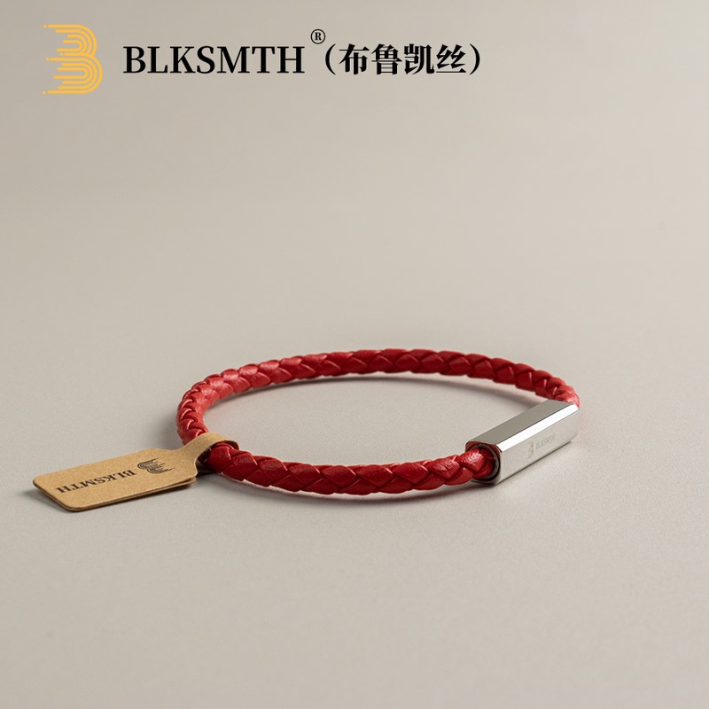 Red Rope Genuine Leather Braided Rope Year of the Horse Zodiac Bracelet for Men and Women, Light Luxury Niche Exquisite Magnetic Bracelet Bangle Red Rope Genuine Leather Braided Rope Year of the Horse Zodiac Bracelet for Men and Women, Light Luxury Niche Exquisite Magnetic Bracelet Bangle