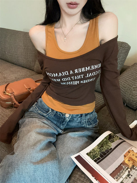 Sexy Hot Girl Color-Blocking Letter Print Long-Sleeve T-Shirt for Women, New Autumn and Winter Slim-Fit Pure Desire Style Tank Top Two-Piece Set