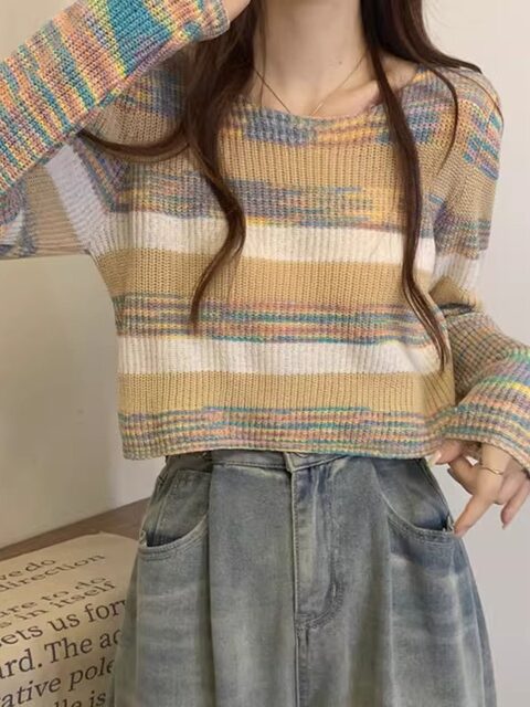 Petite Rainbow Striped Knit Sweater for Women, New Autumn Vintage Style, Round Neck, High Waist, Short Length, Long Sleeve Sweater