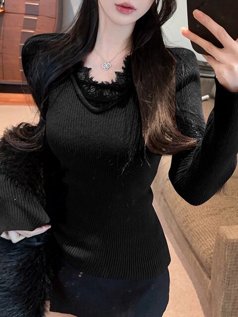 Pure and Sensual Design Lace V-Neck Knit Sweater for Women, New Winter Style, High-End Feel, Can Be Worn as an Inner Layer or Outerwear, Slim-Fit Sweater ins