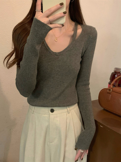 Pure Desire Style Halter Neck V-Neck Long-Sleeve Andy Velvet Knit Sweater for Women, New Autumn Korean Version, Elegant Slim-Fit Stretchy Sweater