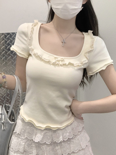 Gentle Apricot Color Pure Desire Lace Trim Square Neck Short-Sleeve T-Shirt for Women, New Summer Style with Delicate Ruffle Edges