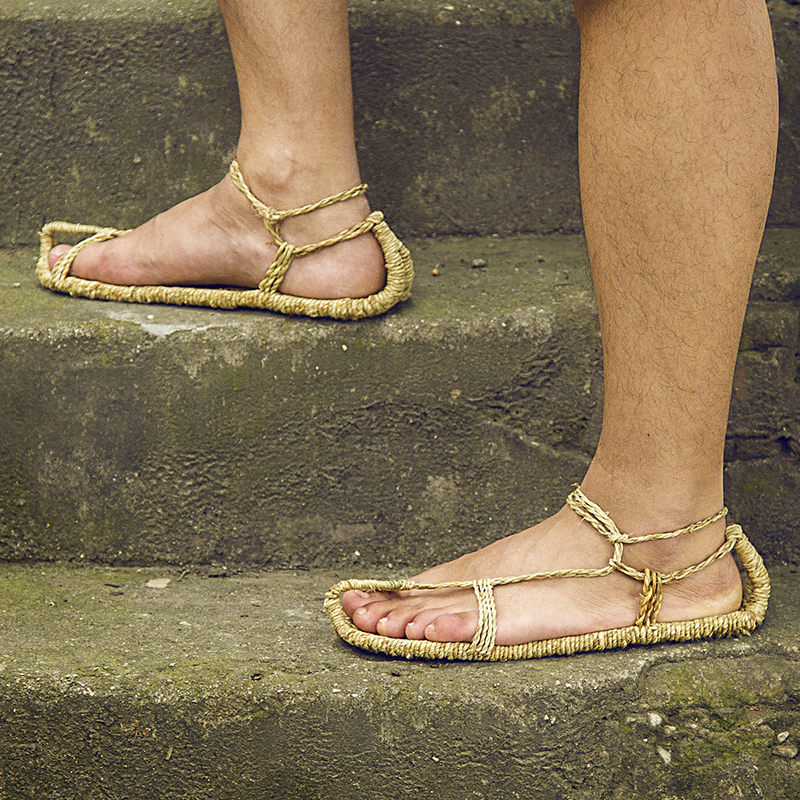 Handmade Straw Sandals, Woven Hemp Shoes, Red Army Nostalgic Men's Japanese-Style Sandals, Summer Retro Women's Funny Straw Shoes, Unique Style