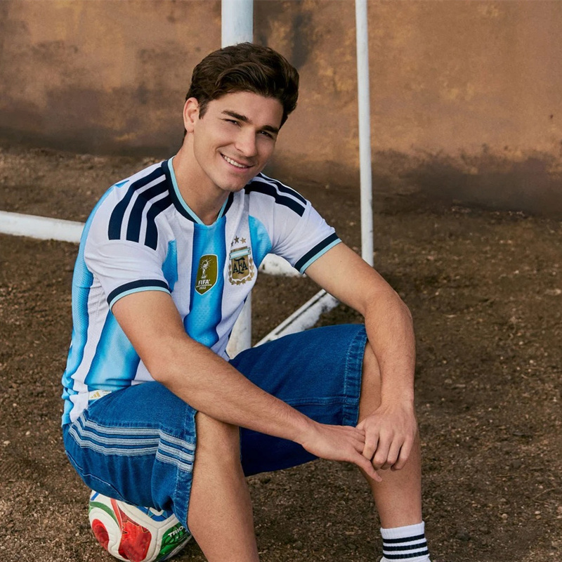 2026 Argentina National Team Jersey Home Version 10 Messi 8 Enzo 9 Alvarez Player Version Short-Sleeved Jersey