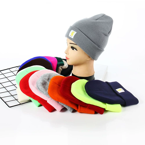 Straykids блуждая дети клык Чан Ли Лонг, покрытый покрытым расчетным автомобилем теплым японской шерстяной шерсти зимой