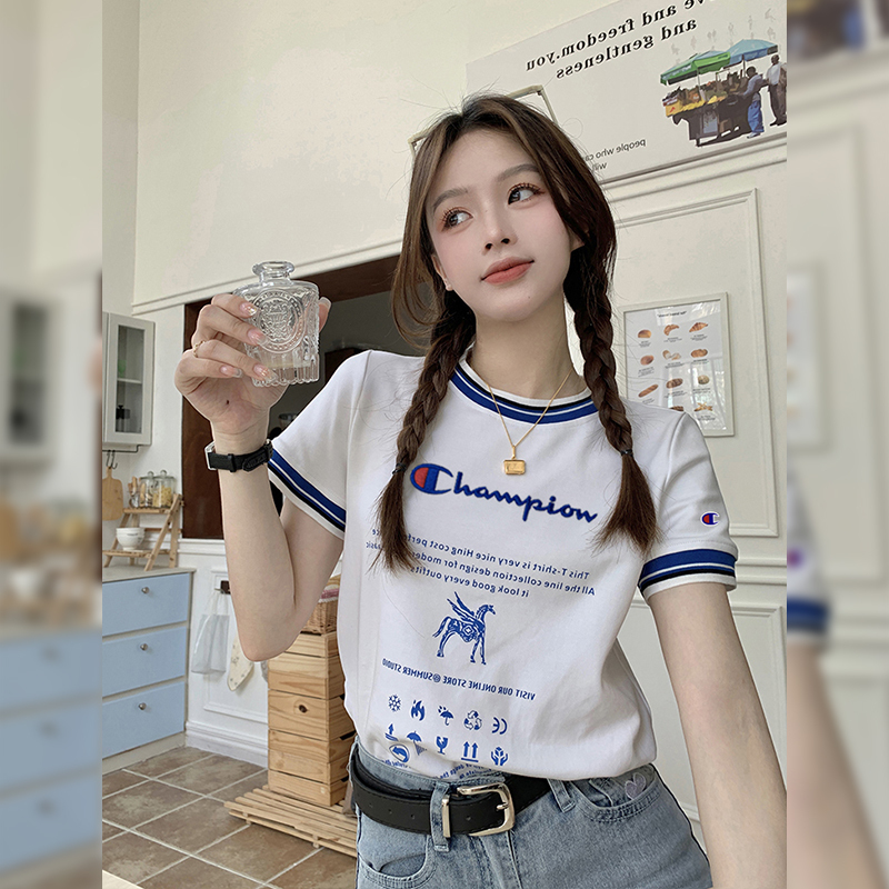 Japanese Version Champion 2026 Summer Trendy Brand Design Printed Short-Sleeve T-Shirt for Women, Slim Fit, Regular Shoulder, Color-Blocking Top Japanese Version Champion 2026 Summer Trendy Brand Design Printed Short-Sleeve T-Shirt for Women, Slim Fit, Regular Shoulder, Color-Blocking Top