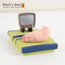 Hanis Japanese pink pig mobile phone stand zakka creative ipad base multi-function desktop small ornaments