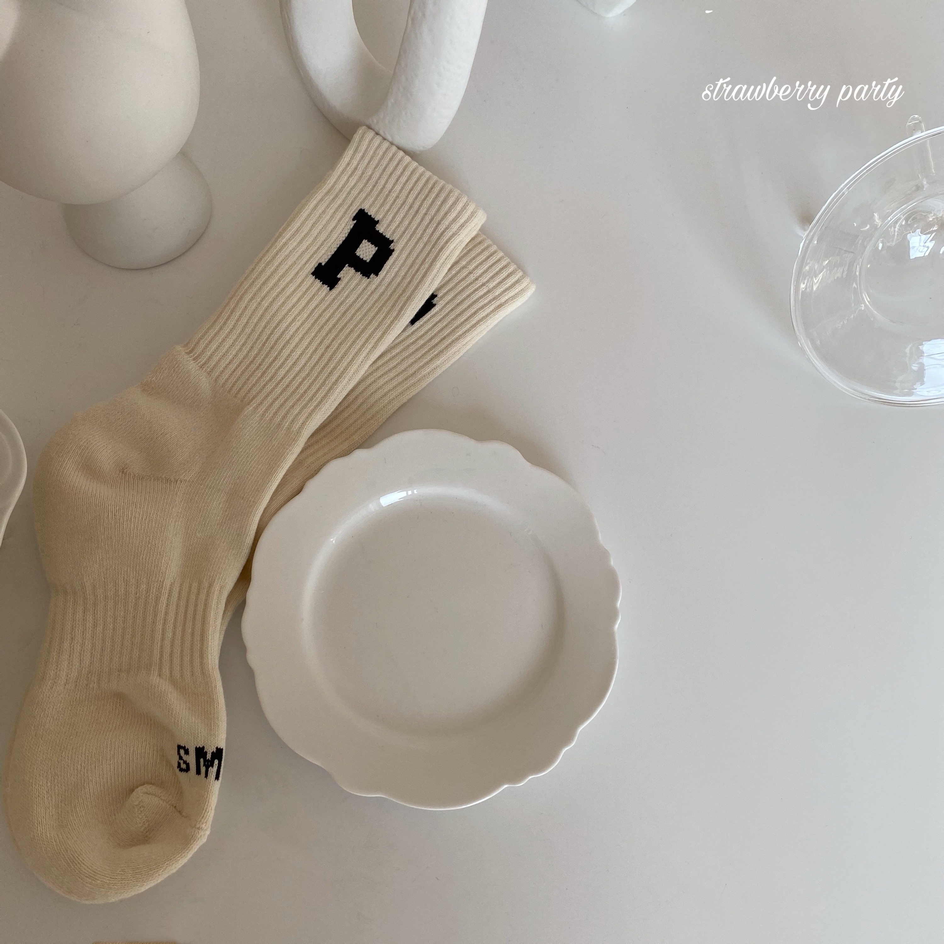 Thickened Woolen bottom Roostomy thread Sport Wind letters Sox children Autumn Winter Bubble socks Ins 100 hitch 3 pieces