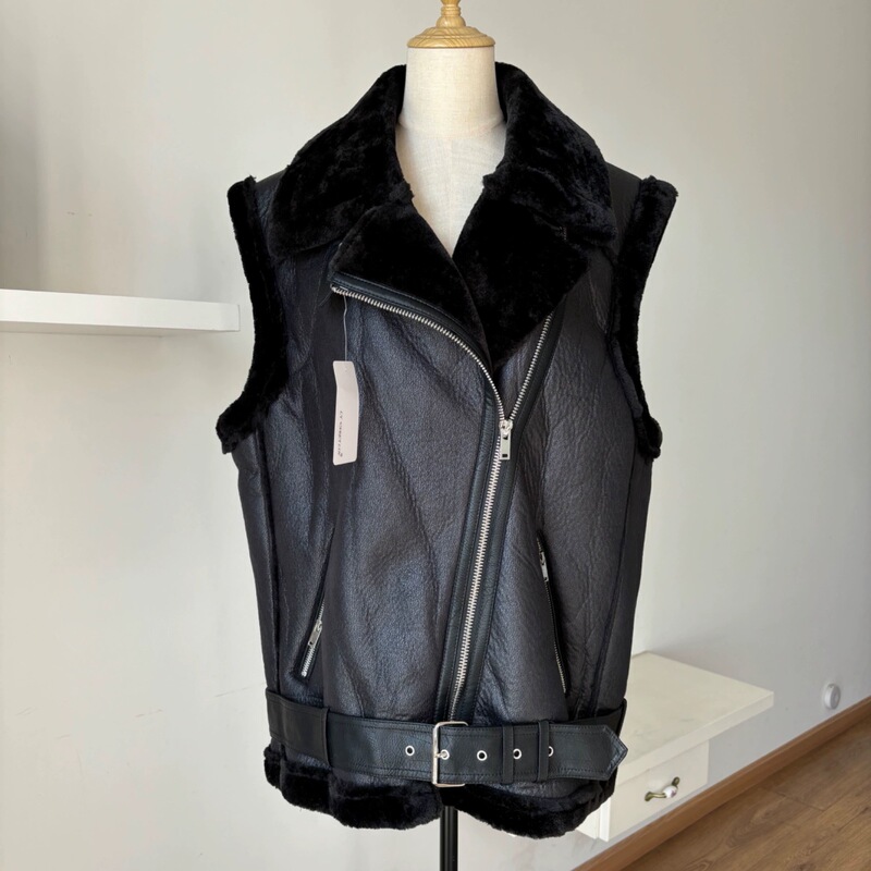 Motorcycle Style Thickened Fleece-Lined Zip-Up Vest with Belt, Warm Sleeveless Plush Composite Leather Jacket for Women