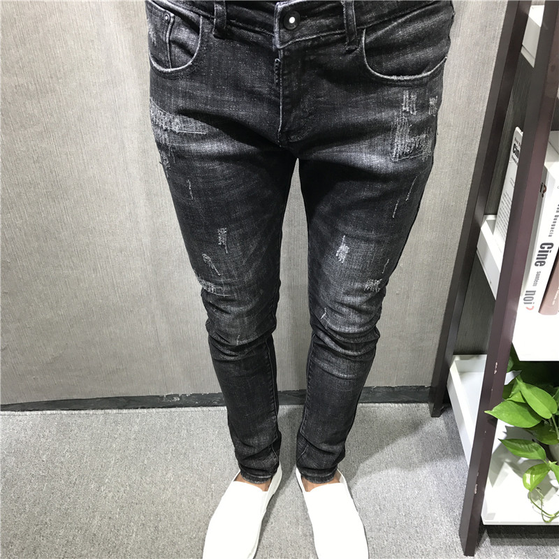 A trendy man in the autumn and winter season, with a new style of slimming, embroidered cat whiskers, black skinny jeans, a socially spirited young man, and a Kuaishou Internet celebrity pic 6